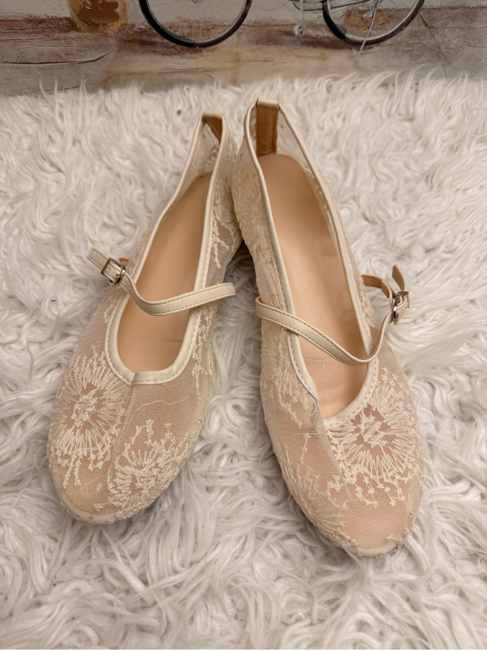 & Other Stories Cream Lace Mary Jane Flats
